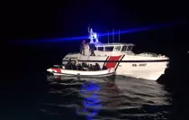 İzmir'de 99 düzensiz göçmen yakalandı