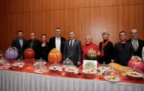 Antalya'da coğrafi işaret başvurusu yapılan Döşemealtı kabağı tanıtıldı