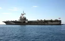 Fransa, yeni uçak gemisi inşa edecek