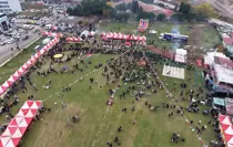 Tekirdağ'da hamsi izdihamı: 3 ton hamsi dağıtıldı