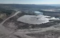 Uzmanlardan Arnavutköy'deki Mavi Göl için ''korunabilirdi'' eleştirisi