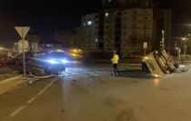 Kayseri'de iki otomobilin çarpıştığı kazada 2 kişi yaralandı