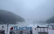 Yıldıztepe Kayak Merkezi'nde kar yağışı etkili oluyor