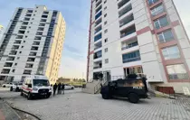 Eşinin kayıp ihbarı yaptığı genç kadının cesedi boş dairede bulundu