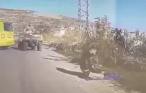 Yol kenarında namaz kılan Filistinliye aracıyla çarptı
