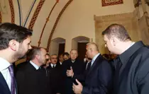 Cumhurbaşkanı Erdoğan'ın butona basmasıyla tarihin aydınlatılan ilk caddesi olan Kurtuluş Caddesi'nde yeniden ışıklar yandı