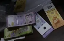 Suriye'de yeni banknotlar piyasaya sürüldü