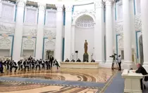 Zengin ve sessiz: Putin Rusya'nın milyarderlerini savaşta nasıl yanında tuttu?