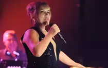 Sezen Aksu karantinaya alındı