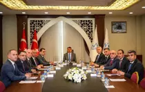 Yüksekova OSB'de altyapı çalışmaları yüzde 46'yı aştı