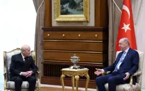 Erdoğan ve Bahçeli Cumhurbaşkanlığı Külliyesi'nde Bir Araya Geldi