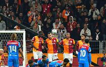 Galatasaray, UEFA Şampiyonlar Ligi'nde puanını 10'a çıkardı