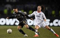 Karabağ, 90+4'te Eintracht Frankfurt'u devirdi