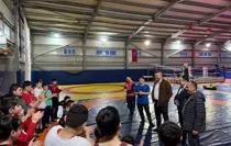 İş insanı Acar'dan güreşte dünya şampiyonu ve Kırkpınar'da başpehlivan olacaklara daire sözü