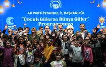 AK Parti İstanbul İl Başkanlığınca ''Çocuk Gülerse Dünya Güler'' programı düzenlendi