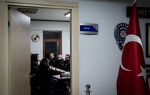 Ankara'da Polisler Ramazan'ın İlk Sahurunu Görev Başında Yaptı