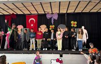 Antalya'da çocuklar için bayram şenliği düzenlendi