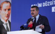 Okul İnşaatları Arasında Gecikme Eleştirisi