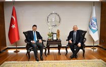 Başkan Büyükkılıç, Ulaştırma ve Altyapı Bakan Yardımcısı Boyraz'ı makamında ağırladı