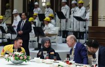 Erdoğan: 'Geçmişten ders alarak emekçilerin haklarına saygı gösteriyoruz'