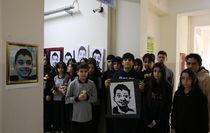 Denizli'de lösemi nedeniyle 12 yaşında hayatını kaybeden Asaf Kağan okulunda düzenlenen sergiyle anıldı