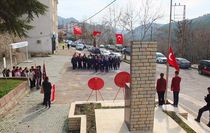 Keban'da 18 Mart Şehitleri Anma Günü ve Çanakkale Deniz Zaferi dolayısıyla tören yapıldı