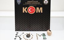 Kırşehir'de tarihi eser niteliğinde 35 sikke ve 3 obje ele geçirildi