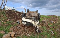 Şanlıurfa'da devrilen otomobildeki uzman çavuş hayatını kaybetti