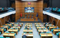 Üsküdar Belediye Meclisinde, belediye başkanına borçlanma yetkisi verilmesi teklifi tartışıldı