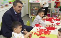 Bakan Tekin, Anaokulu Ziyaretinde Eğitim Standartlarını Vurguladı
