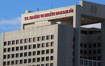 Hazine ve Maliye Bakanlığı'na FETÖ operasyonu! Onlarca kişi gözaltına alındı