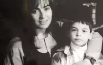 Annesi vefat etmişti: Akın Akınözü'nden duygulandıran Sevgililer Günü paylaşımı