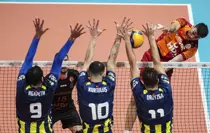 Fenerbahçe, Galatasaray'a set vermedi! 8 maçlık seri sona erdi