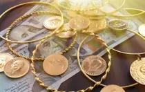 Piyasalar tepetaklak! Dolar bir anda yükseldi, altın çakıldı