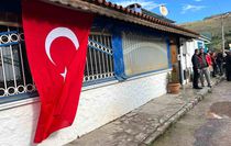Şehit pilotun İzmir'deki evinde yas