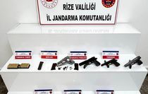 Rize'de ruhsatsız silah ve uyuşturucu operasyonu