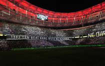 Beşiktaş-Galatasaray derbisinde taraftarlardan özel koreografi
