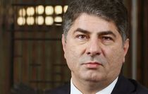 Hakan Safi kimdir, nereli? Hakan Safi'nin serveti ne kadar, ne iş yapıyor?