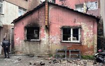 Kağıthane'de gecekondu alevlere teslim oldu: 1 ölü