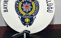 İzmir'de iş yerinde uyuşturucu ve ruhsatsız tabanca ele geçirildi