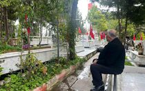 Kadifekale Hava Şehitliği'nde bayram öncesi ziyareti