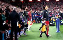 UEFA Şampiyonlar Ligi: Liverpool: 1 Galatasaray: 0 (İlk yarı)