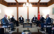 Dışişleri Bakanı Hakan Fidan, Hamas Siyasi Büro Üyesi Halil Hayye başkanlığındaki Hamas heyeti ile Ankara'da görüştü.