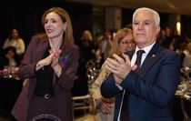 Eşi ve kızıyla birlikte gözaltına alınan Bursa Büyükşehir Belediye Başkanı Mustafa Bozbey'den açıklama