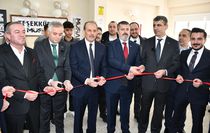 MÜSİAD Hakkari'de iki bilgisayar atölyesi kurdu