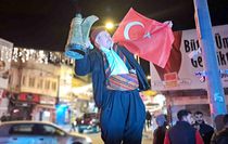 Sınırın sıfır noktasında Dünya Kupası coşkusu: Türk bayrakları dalgalandı