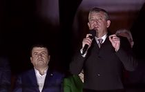Özgür Özel: Bozbey, Aydın'daki sözde topuklu, topuklayan efe gibi AK Parti'ye sığınmadığı için gözaltında