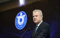 İzmir iş dünyası temsilcileri ''Türkiye Yüzyılı Yatırım İçin Güçlü Merkez Programı''nı değerlendirdi