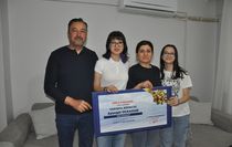 Manisalı lise öğrencisi şiiriyle Türkiye birincisi oldu