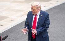 Trump'tan Papa'ya sert eleştiri: 'İran'ın nükleer silaha sahip olmasını sorun etmeyen bir Papa istemiyorum'